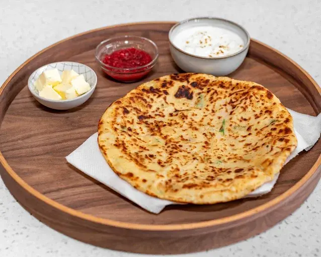 Apna Spicy Hut Restaurant authentic Indian tandoori dishes Winnipeg